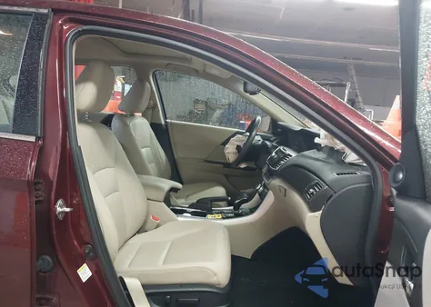 2013 Honda Accord Touring z USA, uszkodzony, nr VIN 1HGCR3F9XDA045765